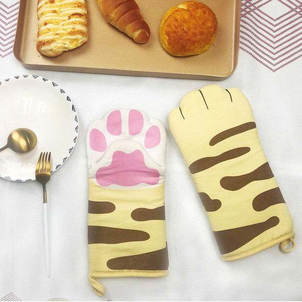 Cat Paws Oven Mitt - Gravy Season